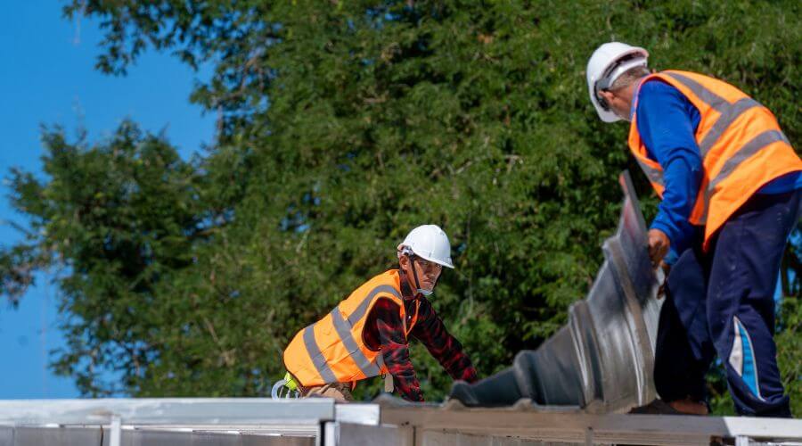 Professional residential roofers in Buckner, MO